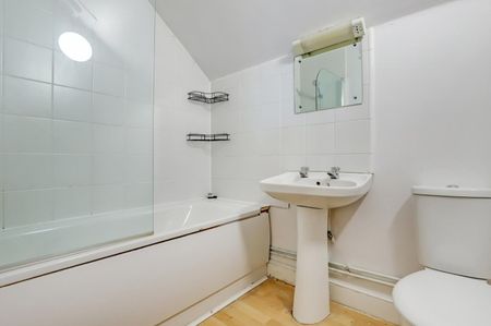 1 Bed Flat, Wickham Road, SE4 - Photo 5