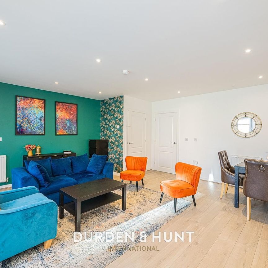 Whittle Drive, Hornchurch - Photo 1