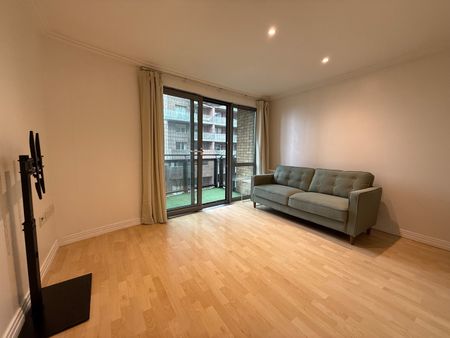 2 Bed Flat, Trentham Court, W3 - Photo 2