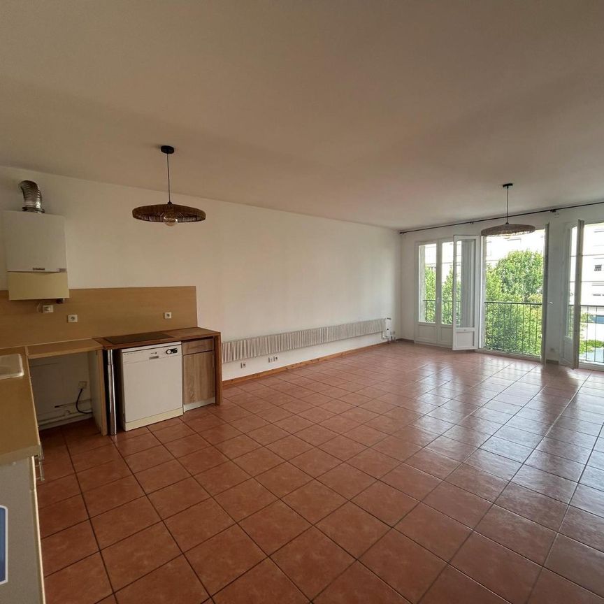 Location Appartement 3 pièces 71m² CHATEAUROUX 36000 - Photo 1