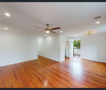 Spacious Family Home in Petrie Awaits! - Photo 6