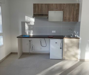 Location Appartement 2 pièces 47m² - Photo 1
