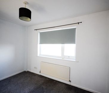 2 bed house to rent in Dykes Way, Windy Nook, NE10 - Photo 3