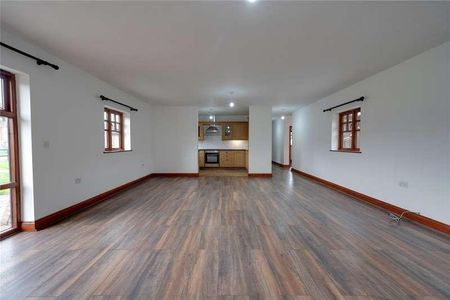 Black Dyke Barn, Black Dyke Road, Hockwold, Thetford, Norfolk, IP26 - Photo 4