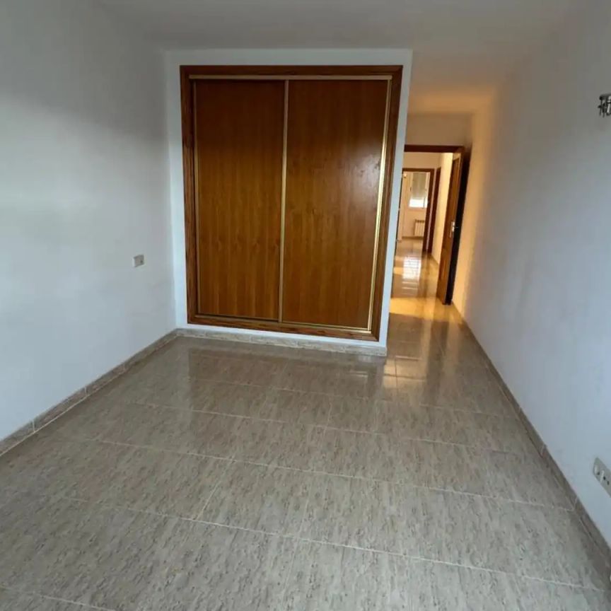 Piso de alquiler en Carrer de Gabriel Alzamora, Son Cladera - Foto 1