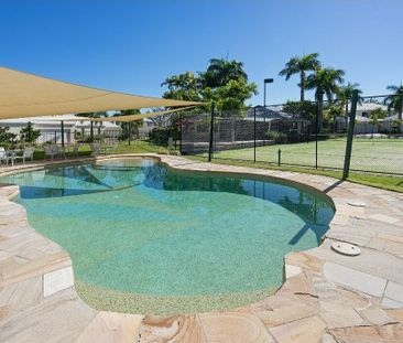 Runaway Bay - Photo 3