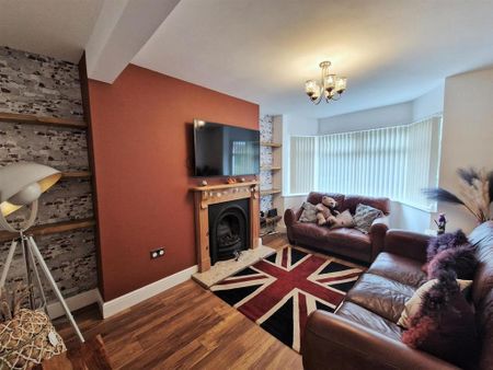 3 bedroom semi-detached house to rent - Photo 3