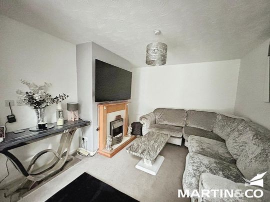 3 bedroom detached bungalow to rent - Photo 1