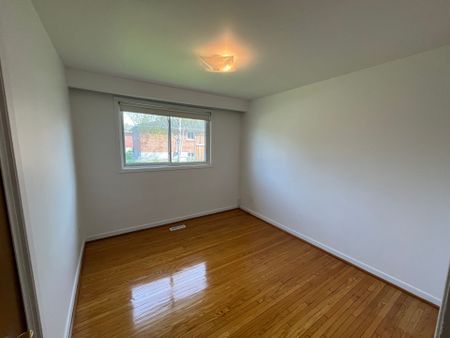 For Lease - 94 Pleasant View Drive Unit# Upper, Toronto, Ontario - Photo 5