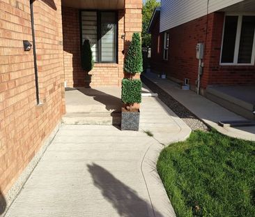 For Lease - 11 Trammell Lane, Brampton, Ontario - Photo 6