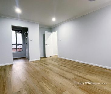 4-Bedroom Family Home in Austral! - Photo 1