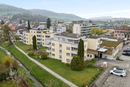 Wohnen im Grünen mit Komfort – Befristetes Zuhause in Elgg bis März 2028 - Photo 2