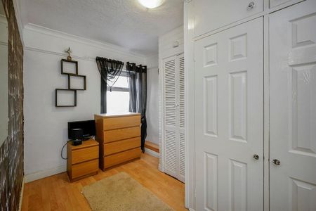 53 Tavanagh Street, Belfast BT12 6JN - Photo 4