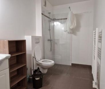 Location Appartement 2 pièces 43m² - Photo 5