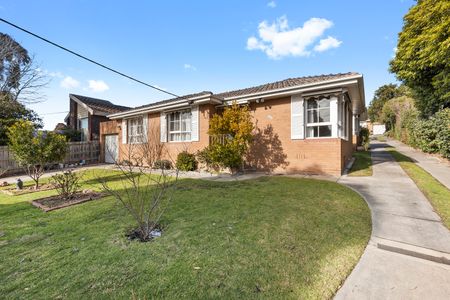 1/4 Raynes Street, Balwyn VIC 3103 - Apartment For Rent | Domain - Photo 3