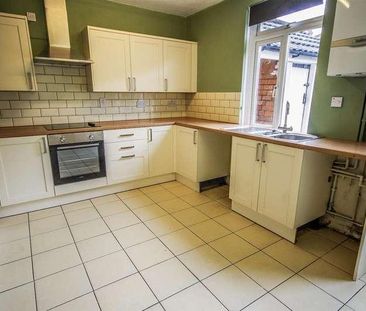 Lower Poole Road, Dursley, GL11 - Photo 6