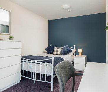 4 Bed Terraced House, Edinburgh Road, L7 - Photo 6