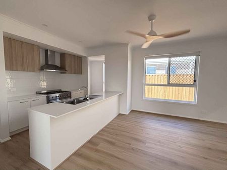 51 Merryvale Circuit Lilywood - Photo 4