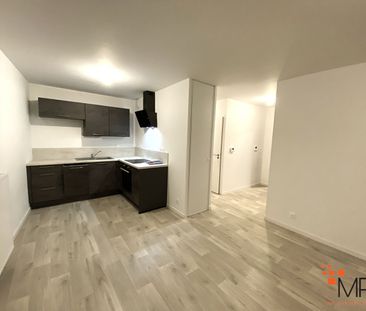 Location Appartement 3 pièces 61m² - Photo 4