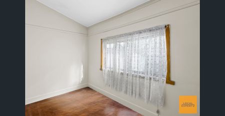 3 Bedroom Unit in a Great Location - Photo 4