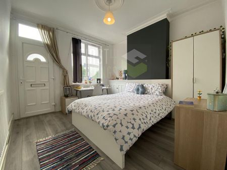 3 bedroom terraced house to rent - Photo 4