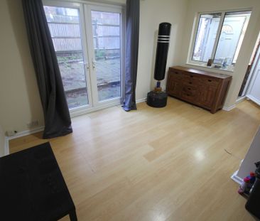 Hambledon Close, Uxbridge, UB8 - Photo 1