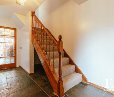 3 bedroom end of terrace house to rent - Photo 4