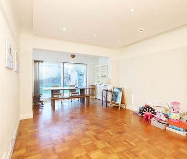 4 bedroom detached house to rent - Photo 6