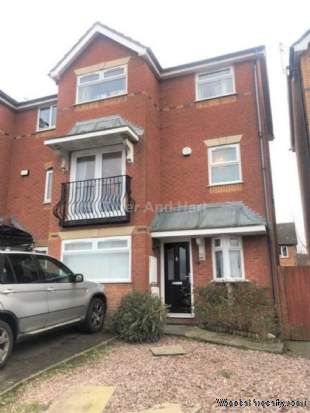 4 bedroom property to rent in Liverpool - Photo 4