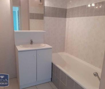 Location Appartement 2 pièces 48m² MARMANDE 47200 - Photo 4