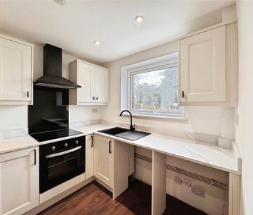 Berry Hill Avenue, Knowsley, Prescot, Merseyside, L34 - Photo 6