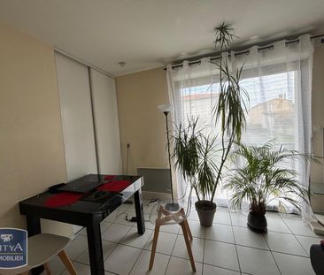 Location Appartement 1 pièce 23m² NIORT 79000 - Photo 2