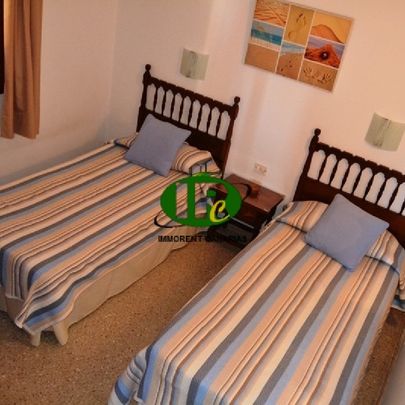 Apartment mit 2 Schlafzimmer, Balkon mit Sitzgruppe und mit Meerblick - Photo 1