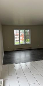 4.5 à Lévis - Style Condo - Photo 3