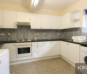 6 bedroom terraced house to rent - Photo 1