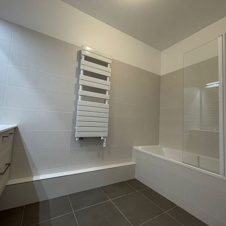 Location Appartement 3 pièces 61m² - Photo 1