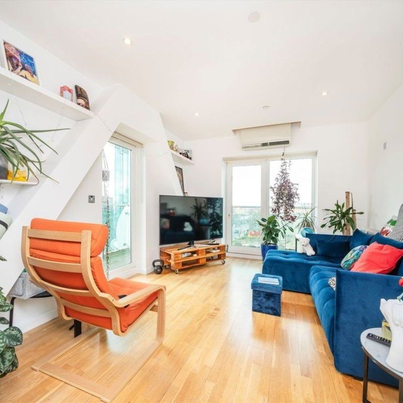 Uxbridge Road, Ealing, W5 - Photo 1