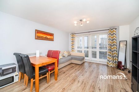 2 bedroom flat to rent - Photo 3