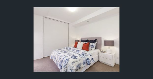 ✨ Modern Inner-City Living with Style & Convenience — Move in 9 January! ✨ - Photo 1