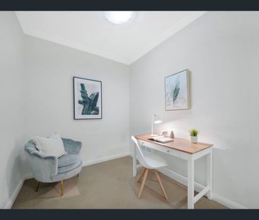 Resort Style Living - Furnished 1 Bedroom Plus Study Apartment - Photo 4