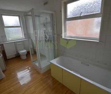 3 bedroom terraced house to rent - Photo 2