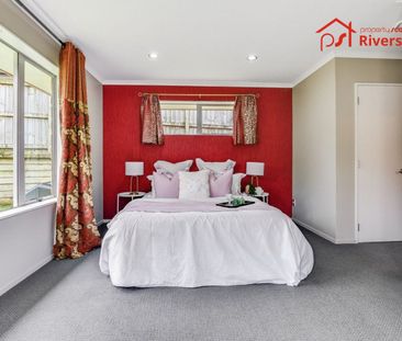 Spacious family home in the heart of Huntington. - Photo 6