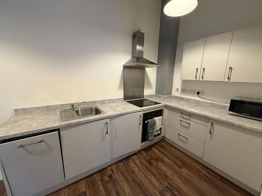 2 bedroom flat to rent - Photo 1