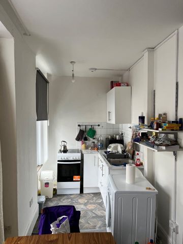 1 Bed Flat, Macfarlane Road, W12 - Photo 5