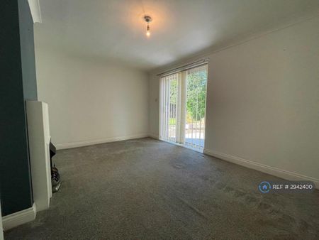2 bedroom terraced house to rent - Photo 3