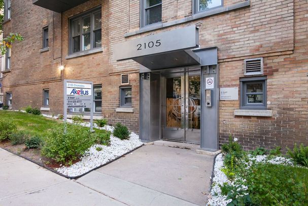 2105 Chomedey Street - Photo 1