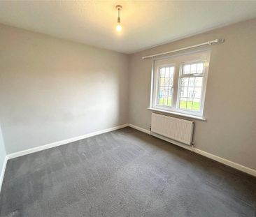 4 bedroom detached house to rent - Photo 6