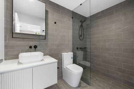 Welcome Home! - Photo 4