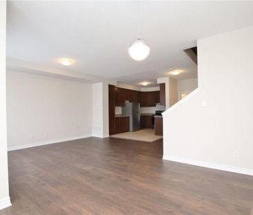 For Lease - 213 Hibernian Walk, Kanata, Ontario - Photo 5