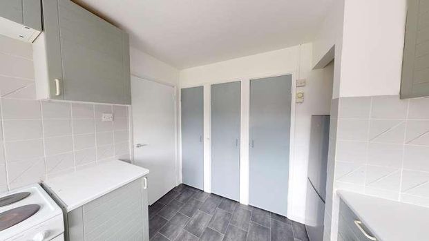 Woodside Court, Lisvane, Cardiff, CF14 - Photo 1